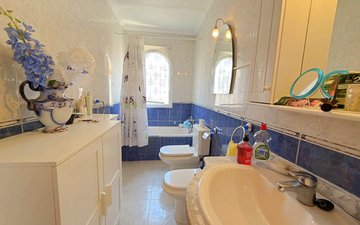 Property slide 17