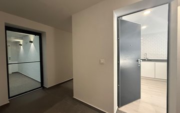 Property slide 21