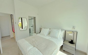 Property slide 34