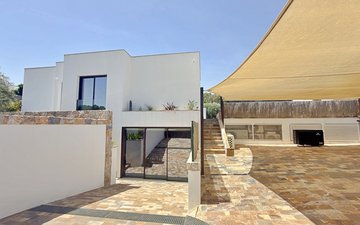 Property slide 4