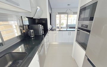 Property slide 19
