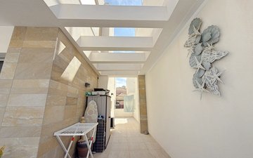 Property slide 10