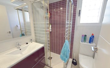 Property slide 17