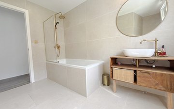 Property slide 21