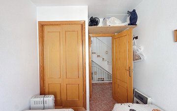 Property slide 25