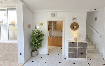 Property slide 10