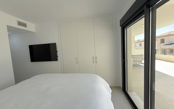 Property slide 18
