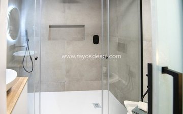 Slajd nieruchomości 30