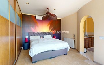 Property slide 23