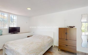 Property slide 33