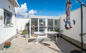 Property slide 10