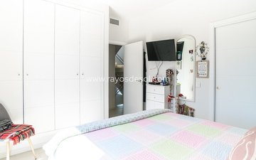 Property slide 22