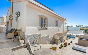 Property slide 40