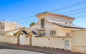 Property slide 44