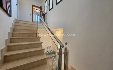 Property slide 32