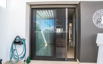 Property slide 40