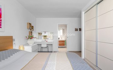 Property slide 15