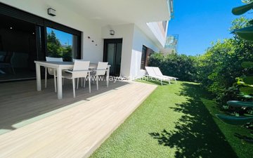 Property slide 10