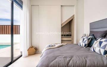 Property slide 18