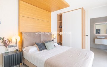 Property slide 32