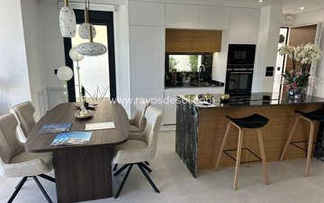 Property slide 10