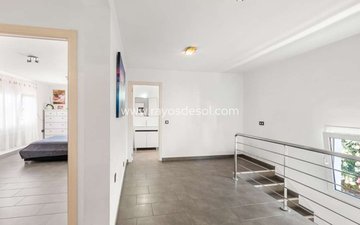 Property slide 15