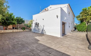 Property slide 26