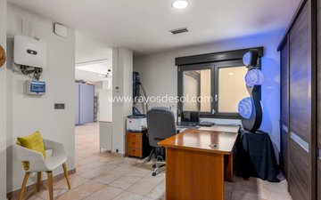 Property slide 48