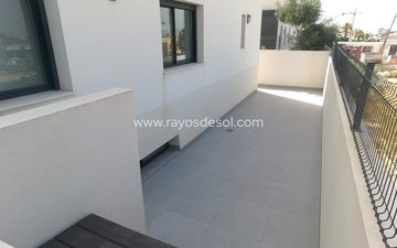 Property slide 32