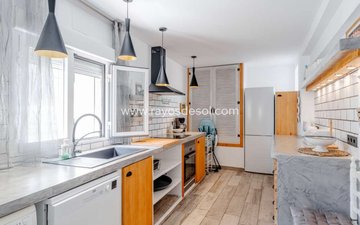 Property slide 22