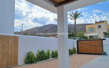 Property slide 21