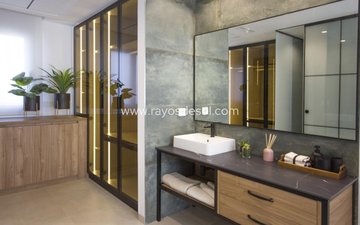 Property slide 44