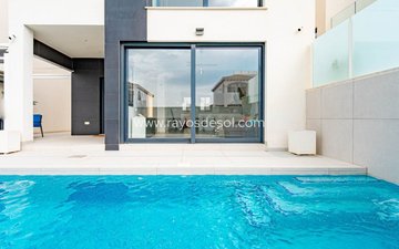 Property slide 25