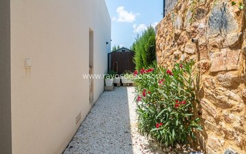 Property slide 36