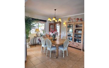 Property slide 5