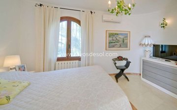 Property slide 31