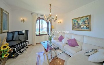 Property slide 32