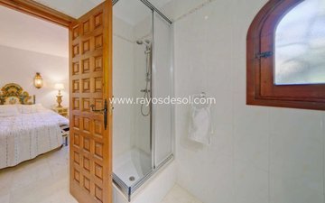 Property slide 39
