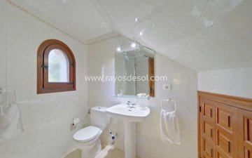 Property slide 40