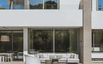 Property slide 24