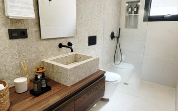 Property slide 31