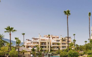Property slide 25