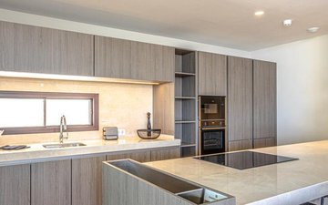 Property slide 25