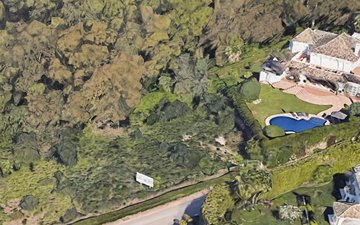 Property slide 16