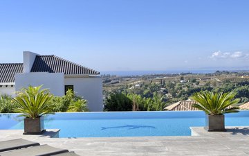 Property slide 25