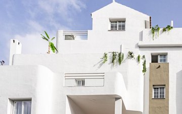 Property slide 21