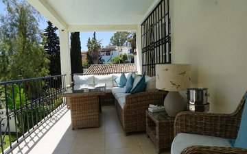 Property slide 17