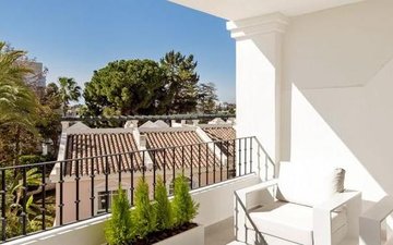 Property slide 31