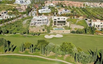 Slajd nieruchomości 28