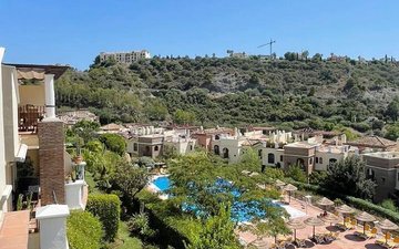 Property slide 25